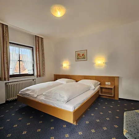 Neuner 3* Munich
