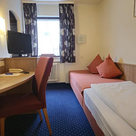 Arrivel Am Bergson - Bisher Neuner 3*