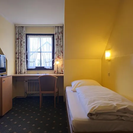 Arrivel Am Bergson - Bisher Neuner 3* München