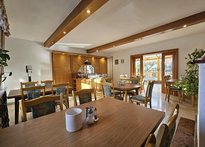 Arrivel Am Bergson - Bisher Neuner 3* München