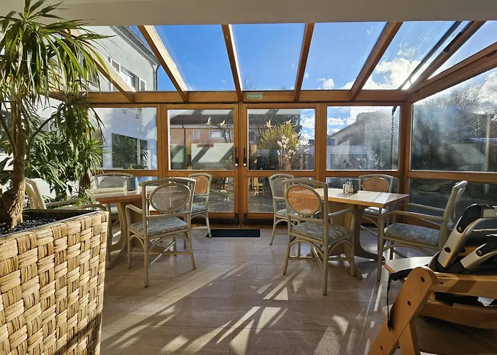 Gasthuis Arrivel Am Bergson - Bisher Neuner