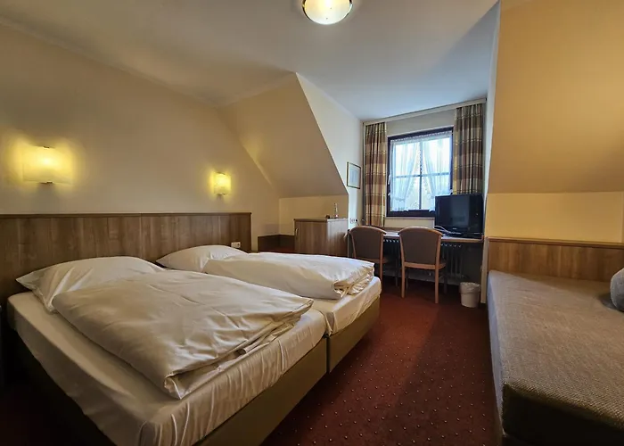 Arrivel Hotel Am Bergson - Bisher Hotel Neuner Guest house Munich