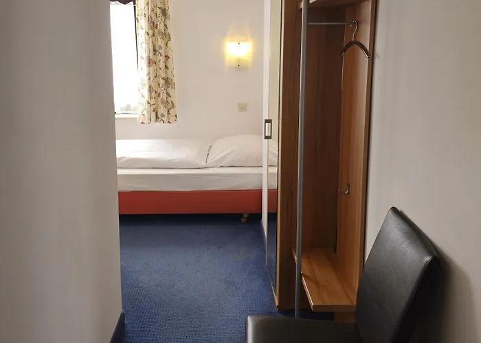 Arrivel Am Bergson - Bisher Neuner 3*