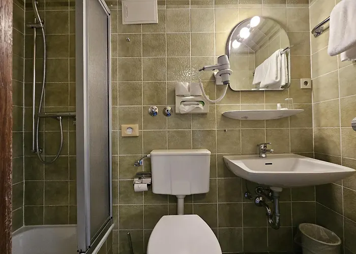 Arrivel Am Bergson - Bisher Neuner