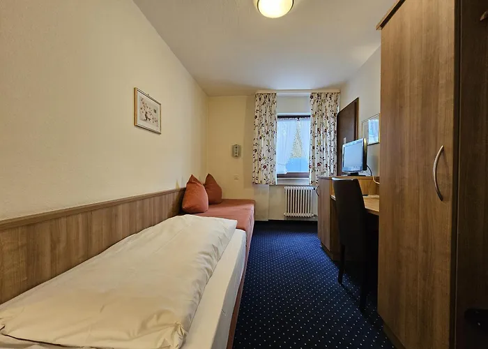 Arrivel Am Bergson - Bisher Neuner ゲストハウス